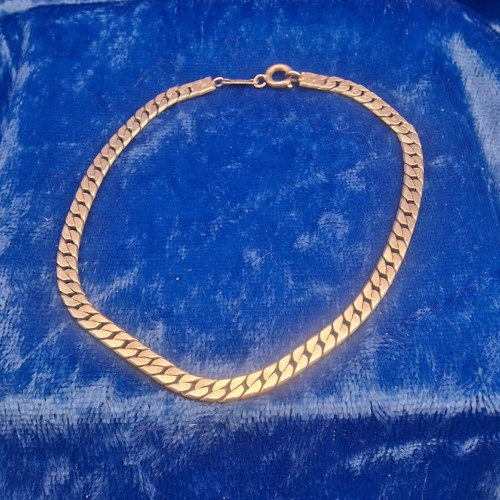 Bracelet  7.75" curb