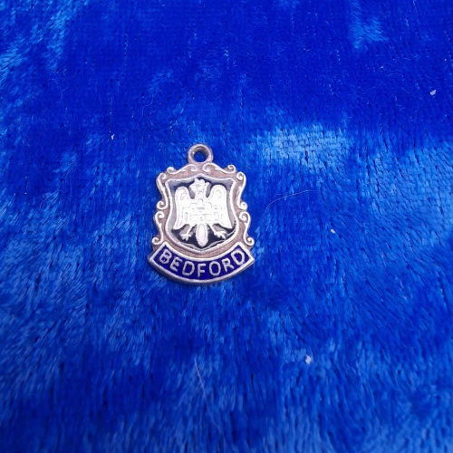 Travel Charm  Bedford