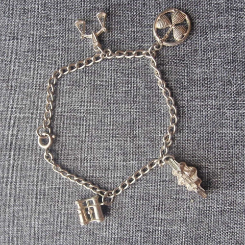 Charm Bracelet  7" 