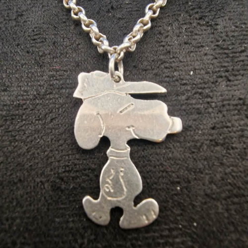 Necklace 18" Snoopy on mini belcher