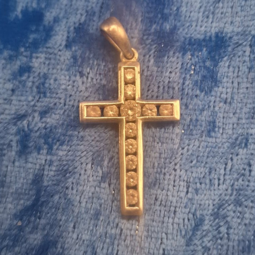 Cross Pendant 14