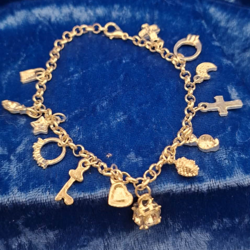 Bracelet charm 8"  with 13 charms