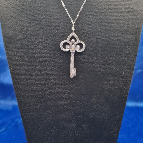 Necklace cz key 16"