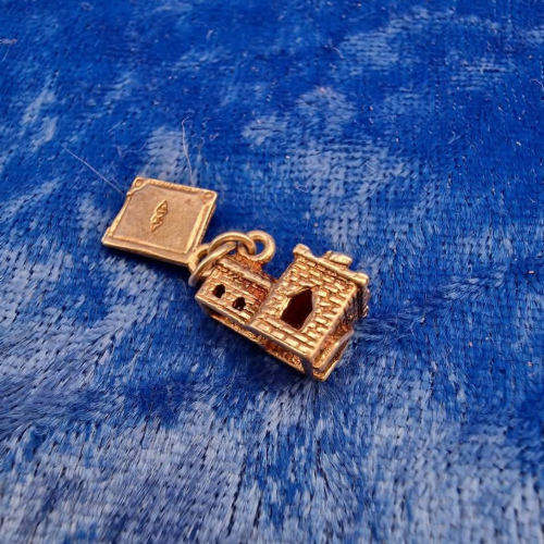 Charm Chruch & Bible